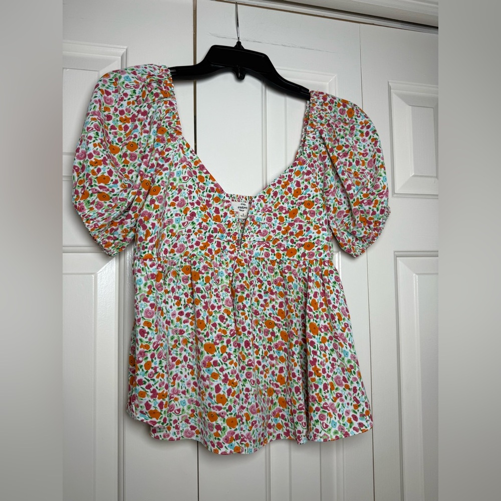 Entro Floral Puff Sleeve V-neck Babydoll Top‎